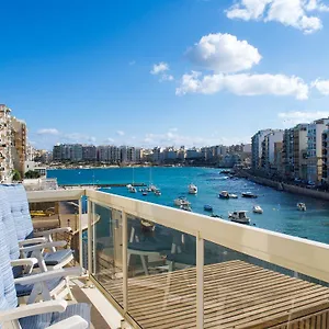 Apartment Seafront Spinola Bay